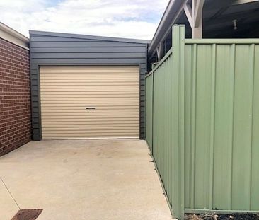 PERFECT FAMILY HOME IN CENTRE OF TOWN - Photo 1