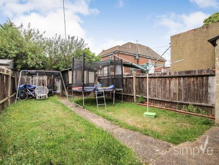 3 bedroom house to rent - Photo 2