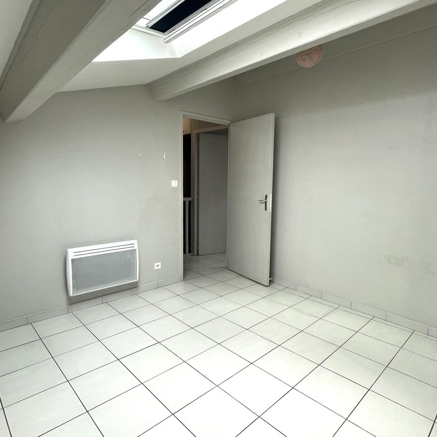Location Appartement 3 pièces 58m² MONTELEGER 26760 - Photo 1