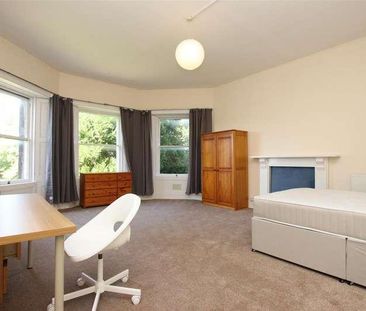 Hillstead House, Weston Park East, Bath, BA1 - Photo 6