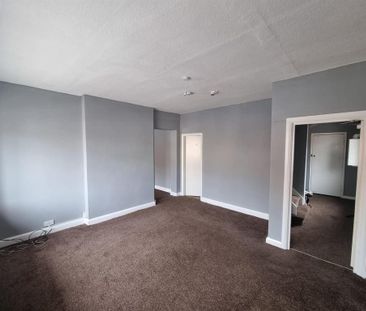 4 bedroom apartment to rent - Photo 1