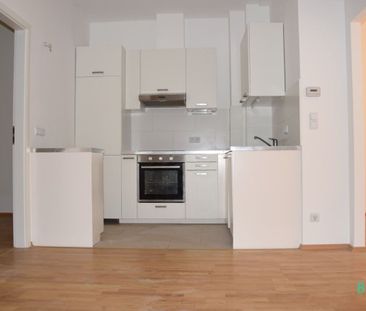 Mitten im 5.! Westterrasse – Top renovierte, große, sonnige Wohnung... - Photo 3