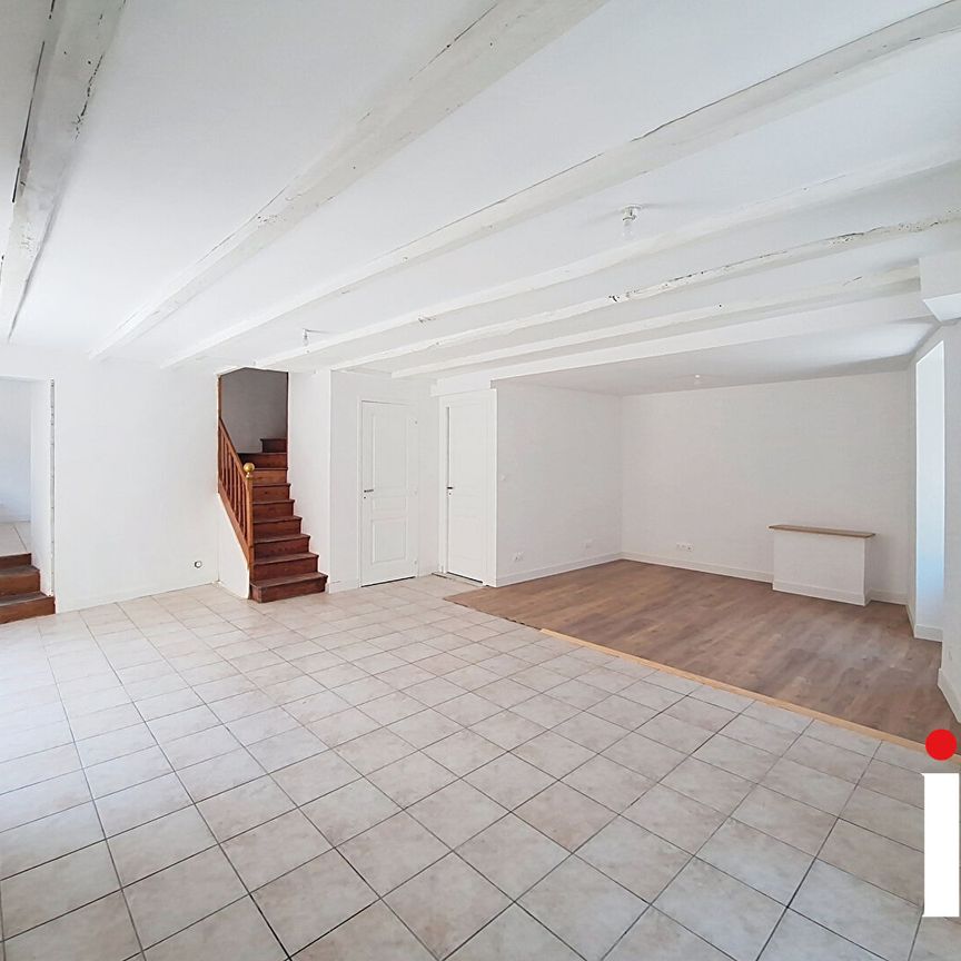 Location Maison 7 pièces 129m² COUERON 44220 - Photo 1