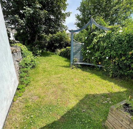 4 bedroom terraced house to rent - Photo 4