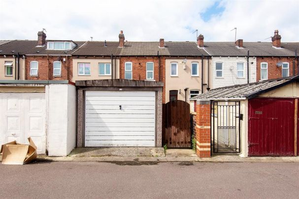 2 bedroom House To Let - Photo 1