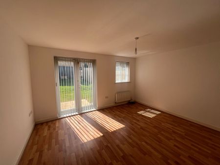 3 Bed Townhouse Brompton Road Leicester LE5 - Ace Properties - Photo 5