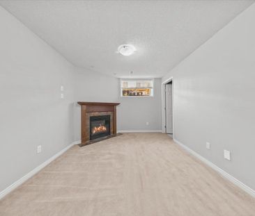 For Lease - 132 MARAVISTA Drive, Barrhaven, Ontario - Photo 2