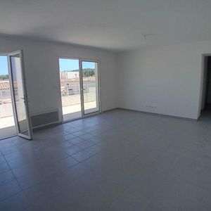 Location Appartement 2 pièces 53m² - Photo 2