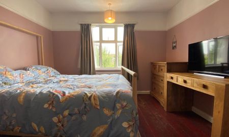 3 bedroom detached house to rent - Photo 3