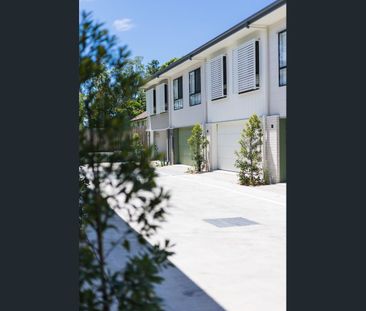 **3 week's rent free if lease signed by 11 March 2026** New Complex... - Photo 4