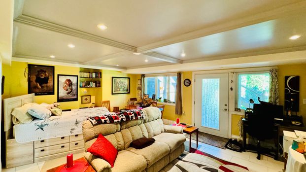 For Lease - 21 Oakside Drive, Uxbridge, Ontario - Photo 1