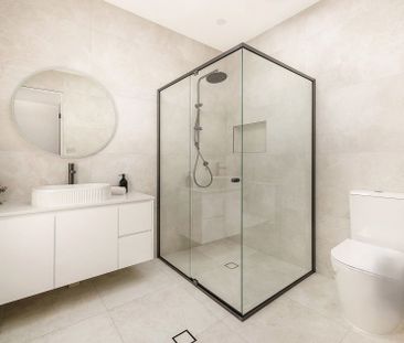 Brand New Ultra Modern Duplex with High-End Finishes in a Convenien... - Photo 6