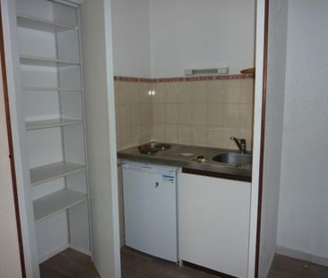 Location Appartement 1 pièce 18m² POITIERS 86000 - Photo 1