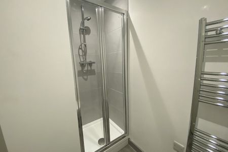 Waterdale, DONCASTER - Photo 5