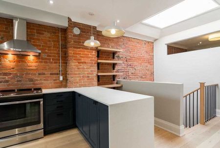 For Lease - 1216 Dundas Street Unit# 3, Toronto, Ontario - Photo 4