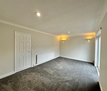 Haseley Close, Matchborough East, Redditch - Photo 1