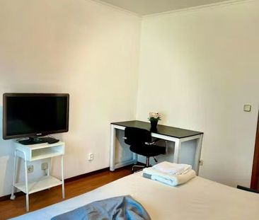 Rua Fernando Pessoa, Vila Nova de Gaia, Porto 4400 - Photo 3