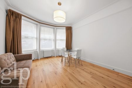 3 Bedroom Apartment, Ridgmount Gardens, Bloomsbury, WC1 - Photo 2