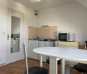 Location Appartement 1 pièce(s) de 14.28 m2 - Photo 2