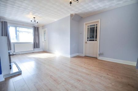 3 bedroom terraced house to rent - Photo 2