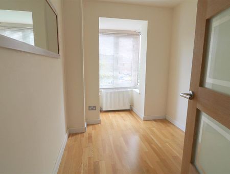 De Parys Avenue, Bedford - Photo 5