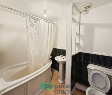 Hollybush Road, CARDIFF - Photo 1