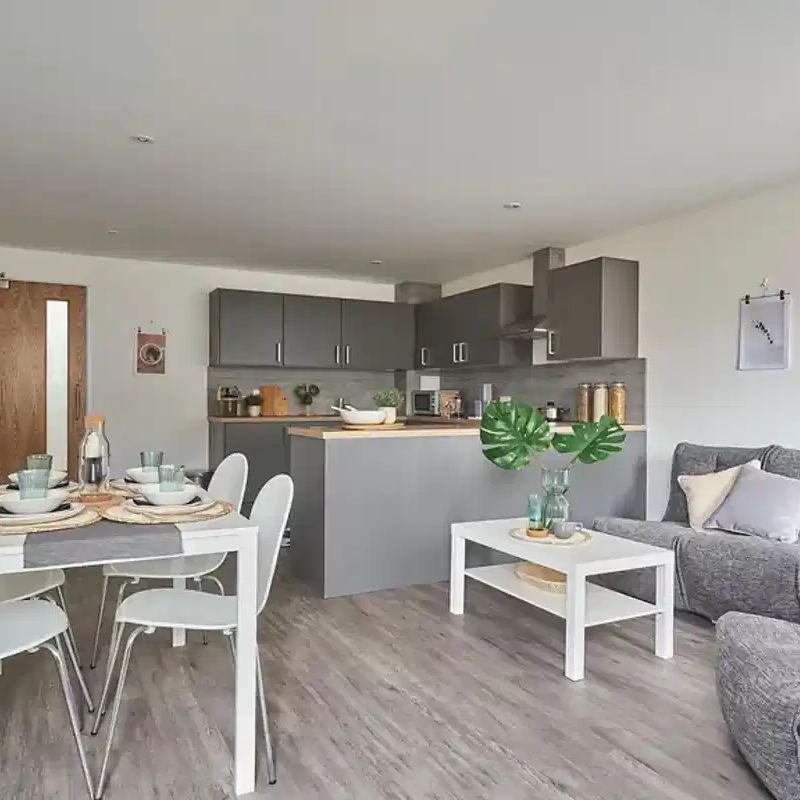 6 Bed Cluster En-suite – Premium - Photo 1