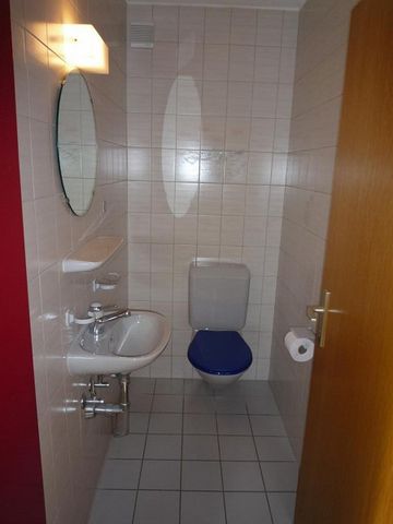 Attraktive 3.5-Zimmerwohnung EG mit Grillplatz - Photo 5