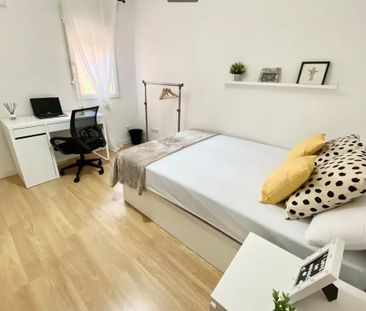 Calle Amapola, Getafe, Community of Madrid 28903 - Photo 5
