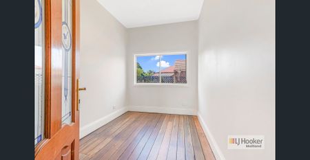 "Renovated and Convenient" - Photo 3