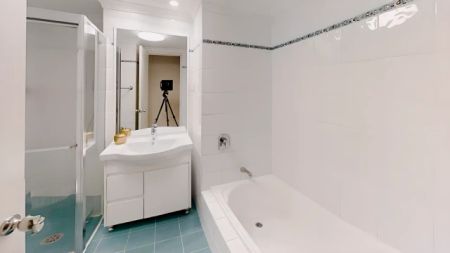 35 Buckland St, Sydney - Photo 3