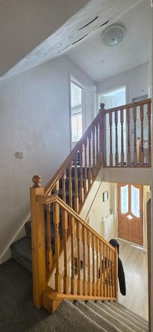3 bedroom semi-detached house to rent - Photo 3