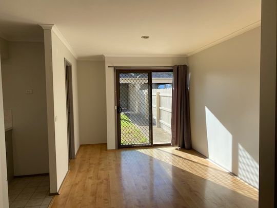 20 Liddy Street, Kensington, VIC 3031 - Photo 1