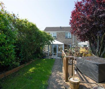 Mildenhall Place, Haverhill - Photo 3