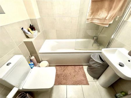 1 bedroom apartment to rent - Photo 5