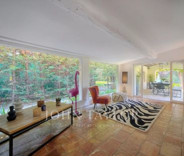 Maison à louer Mougins, Cote d'Azur, France8 500 EUR / Mois - Photo 1