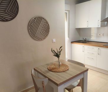 Piso de alquiler en Calle Martín Delgado, 7, Casco Antiguo - Photo 2