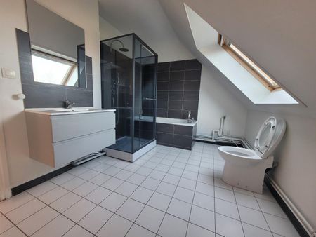 Location Maison 4 pièces 85m² ARRAS 62000 - Photo 4