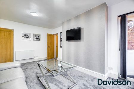 3 bedroom flat to rent - Photo 5