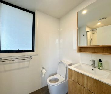 “Modern Apartment in the Heart of Rouse Hill” - Photo 3