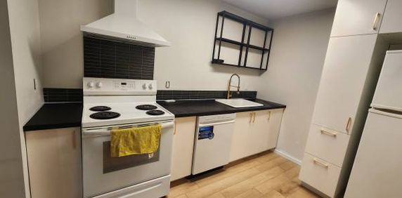 2 Beds 1.5 Baths Apartment for rent - Photo 2