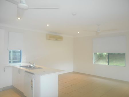 49 Brolga Street, Port Douglas QLD - Photo 2