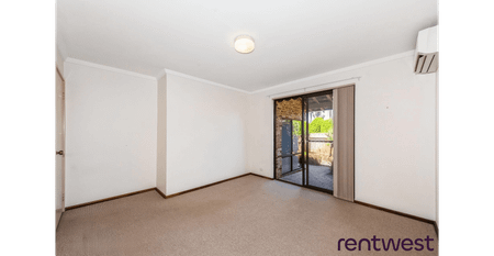 SPACIOUS STRATA HOME - Photo 3