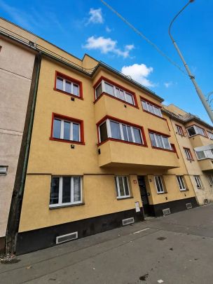 Pronájem bytu 2+kk (42 m - Photo 1