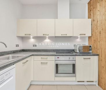 Studio to rent - Photo 1