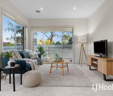 22 Lincolnheath Boulevard, Point Cook VIC, Belconnen - Photo 4