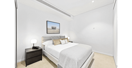 Modern One Bedroom Apartment in the Heart of Darling Square - Photo 3