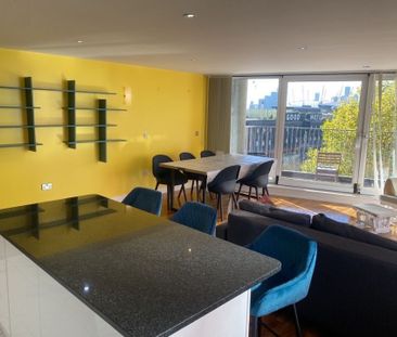 Room in a Shared Flat, Balearic Apartments, E16 - Photo 1