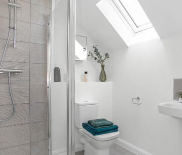 3 bedroom semi-detached house to rent - Photo 3