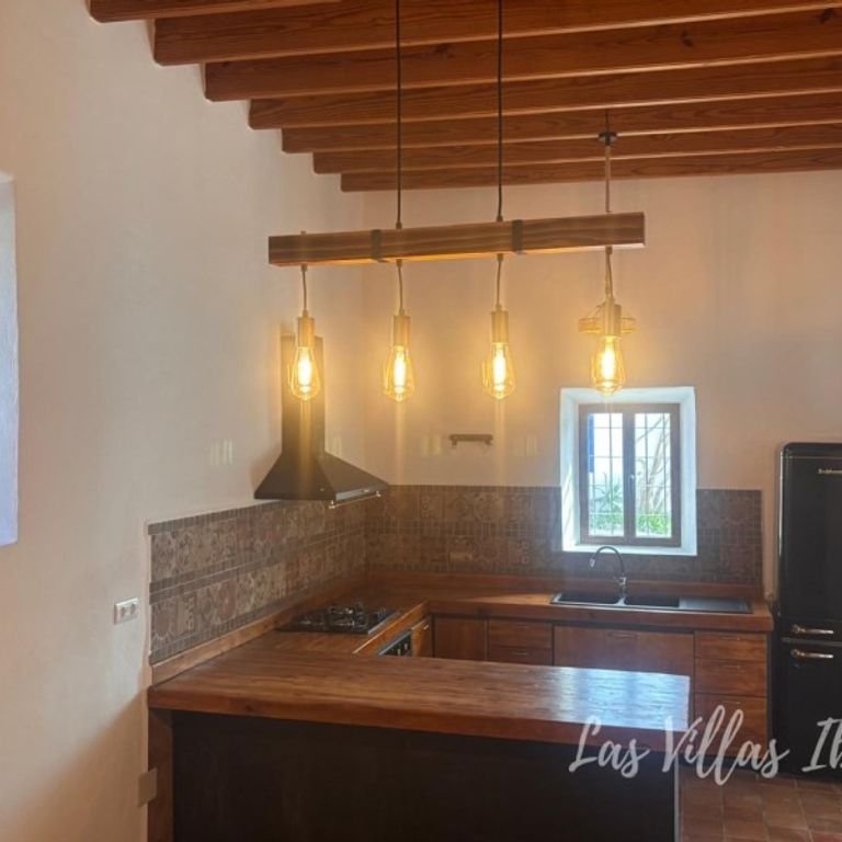 8 bedroom luxury Villa for rent in Santa Eulària des Riu, Balearic Islands - Photo 1